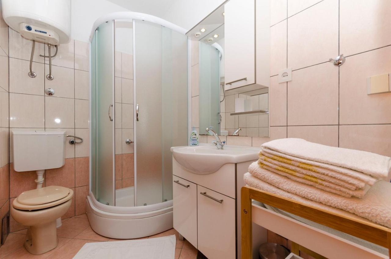 Apartments Silvana Супетар Экстерьер фото