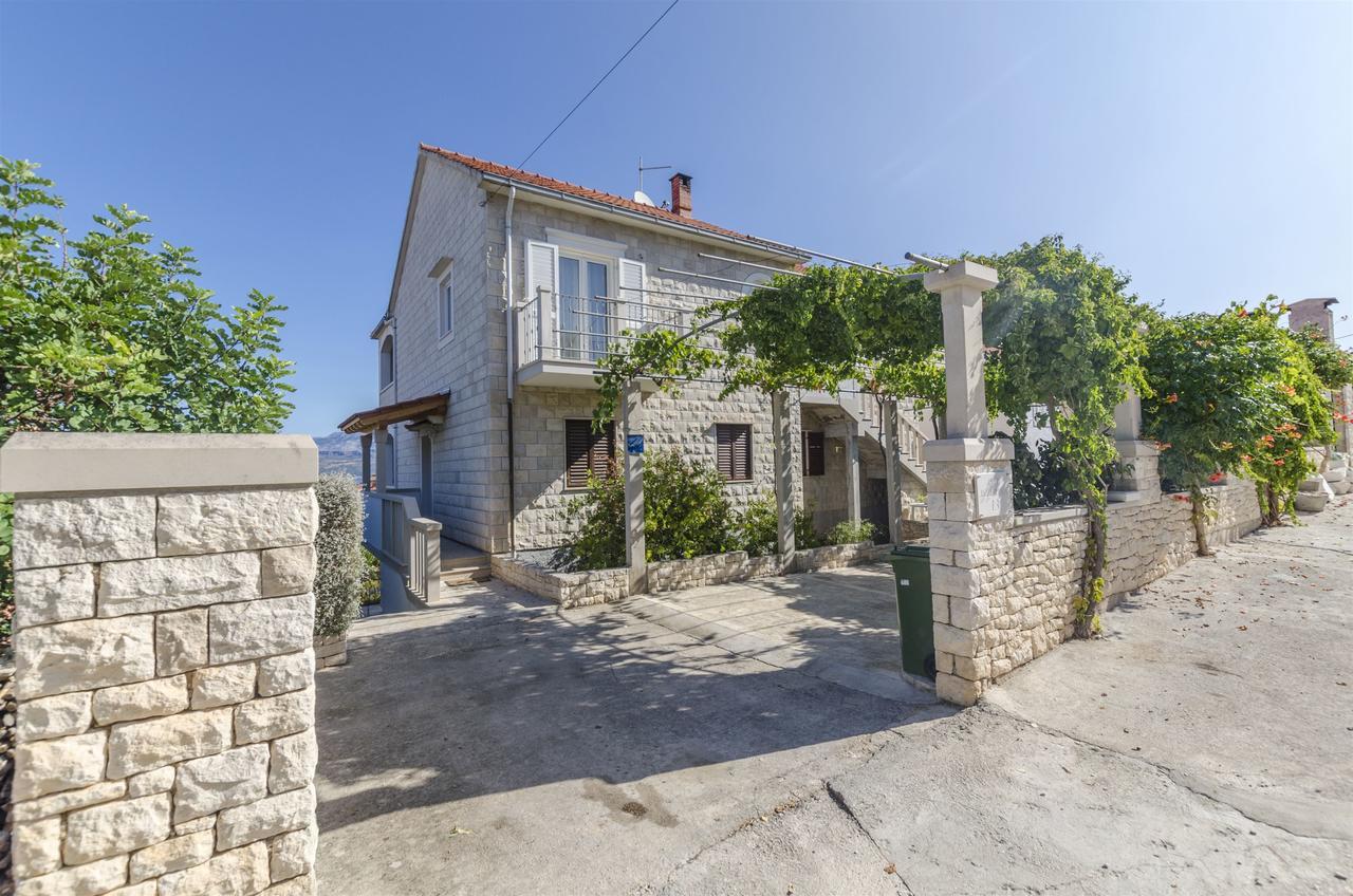 Apartments Silvana Супетар Экстерьер фото